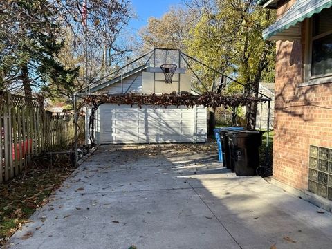 Tiny photo for 5662 N Neva Avenue, Chicago, IL 60631 (MLS # 12523461)