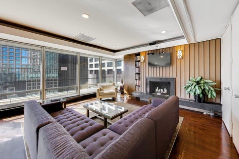 Tiny photo for 201 E Chestnut Street #3A, Chicago, IL 60611 (MLS # 12742296)