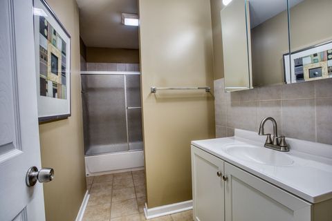 Tiny photo for 805 Stowell Avenue, Streamwood, IL 60107 (MLS # 12538031)