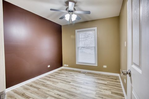 Tiny photo for 805 Stowell Avenue, Streamwood, IL 60107 (MLS # 12538031)