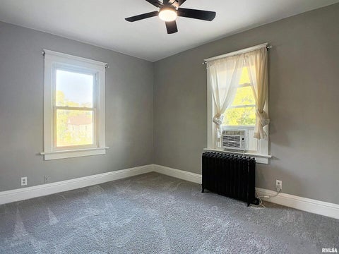 Tiny photo for 1000 22ND Street, Rock Island, IL 61201 (MLS # 12767142)