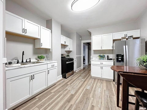 Tiny photo for 1000 22ND Street, Rock Island, IL 61201 (MLS # 12767142)