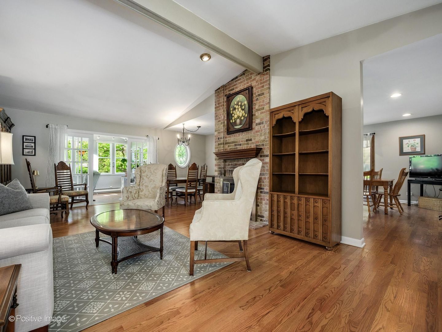 1134 N Pepper Tree Drive
