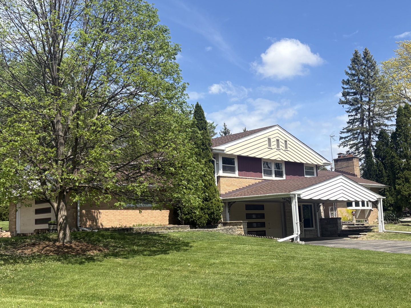 129 Roth Avenue