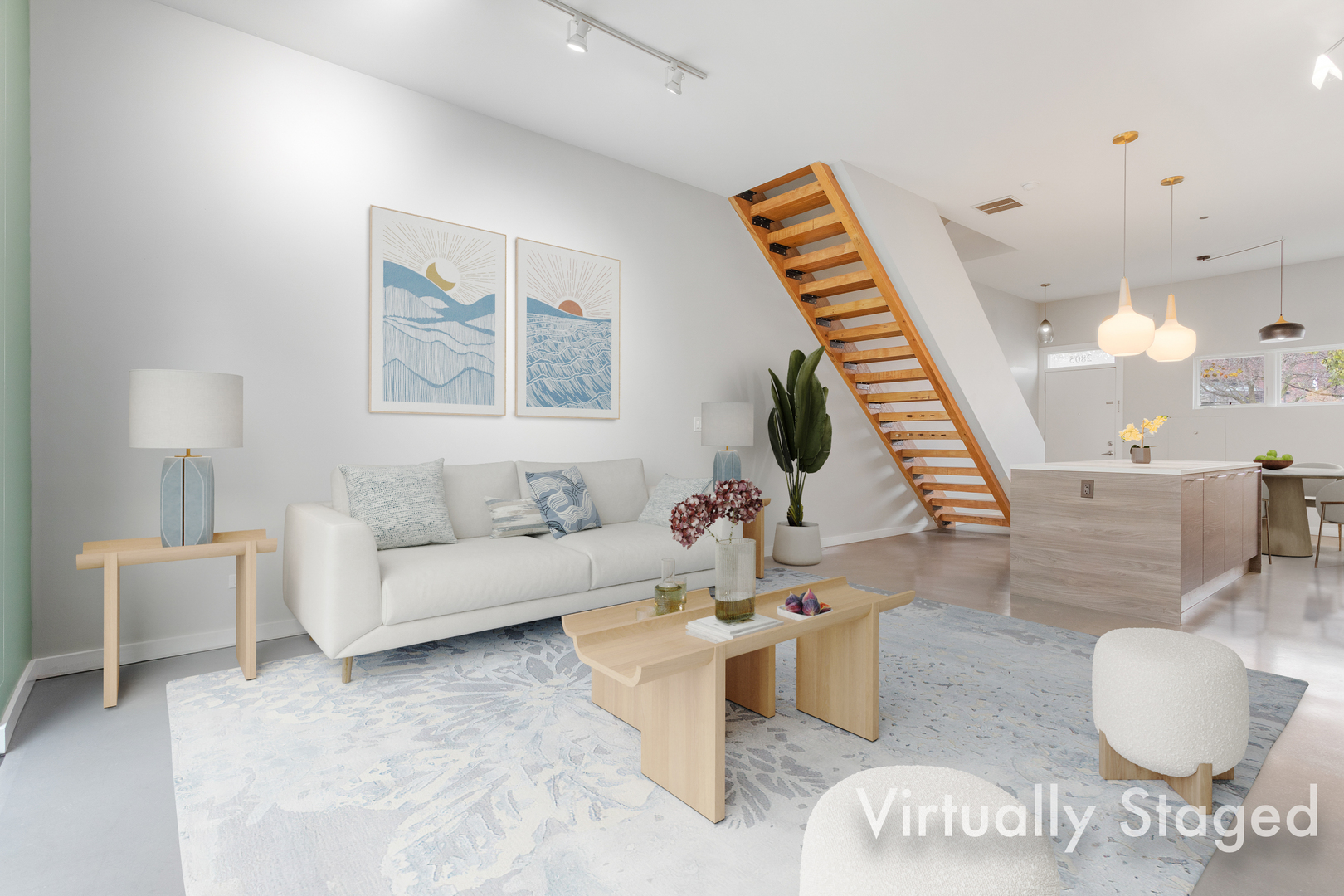 2805 W Shakespeare Avenue