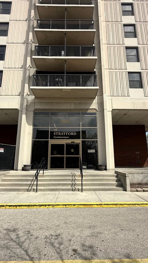 2605 S Indiana Avenue 1008 Chicago IL 60616