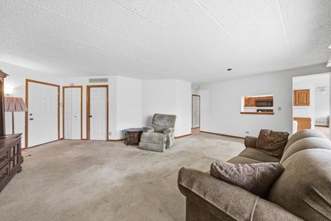 Tiny photo for 2722 HARBOR Drive #2722, Joliet, IL 60431 (MLS # 12574468)