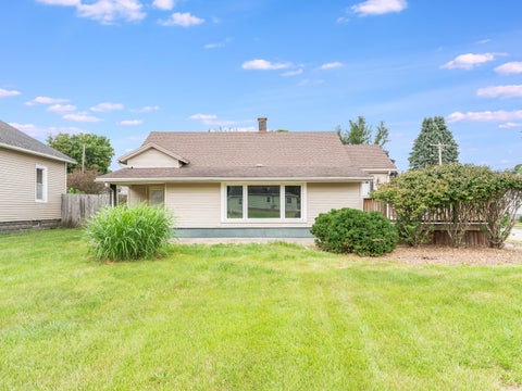 Photo of 252 E 2nd Street, Oglesby, IL 61348 (MLS # 12756380)