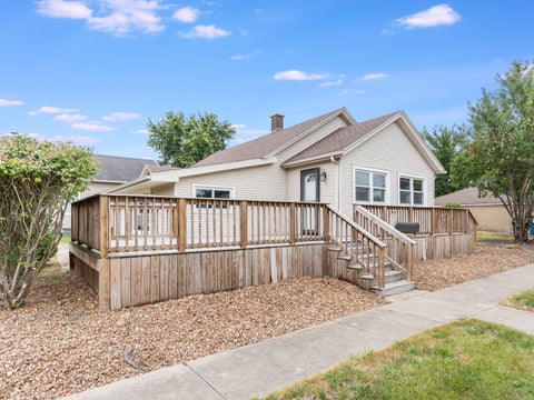 Tiny photo for 252 E 2nd Street, Oglesby, IL 61348 (MLS # 12756380)
