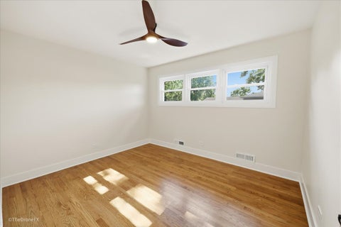 Tiny photo for 188 W Kathleen Drive, Park Ridge, IL 60068 (MLS # 12729994)