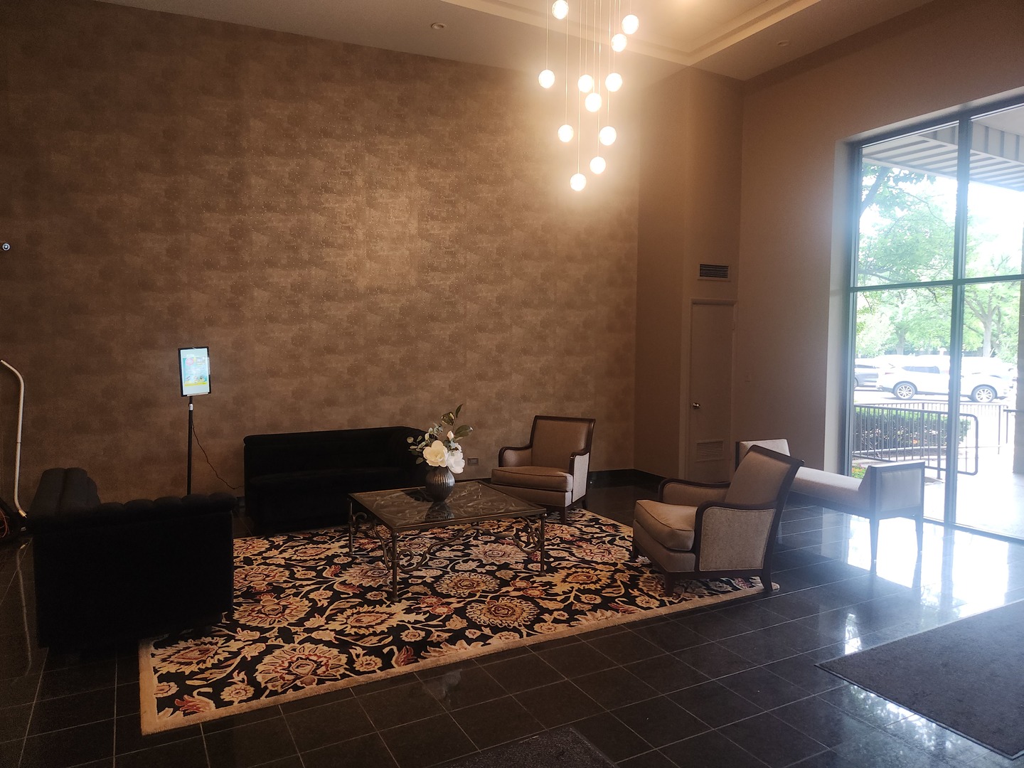 6340 AMERICANA Drive 507