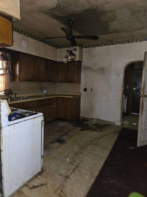 Tiny photo for 6655 S Wabash Avenue, Chicago, IL 60637 (MLS # 12432347)