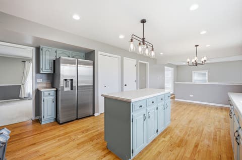 Tiny photo for 356 Yorkshire Drive, Mundelein, IL 60060 (MLS # 12726016)