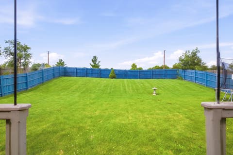 Tiny photo for 356 Yorkshire Drive, Mundelein, IL 60060 (MLS # 12726016)