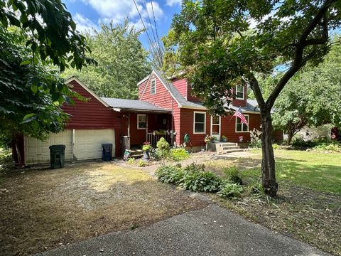 Photo of 632 Oceola Drive, Algonquin, IL 60102 (MLS # 12487202)