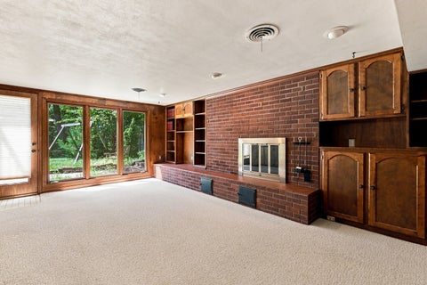 Tiny photo for 1831 45th Street, Moline, IL 61265 (MLS # 12719216)