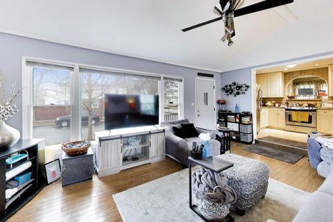 Tiny photo for 3801 N Osceola Avenue, Chicago, IL 60634 (MLS # 12586471)