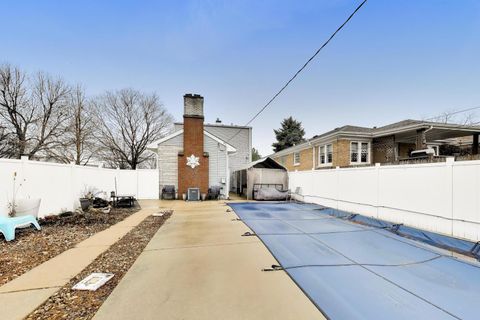 Tiny photo for 3801 N Osceola Avenue, Chicago, IL 60634 (MLS # 12586471)