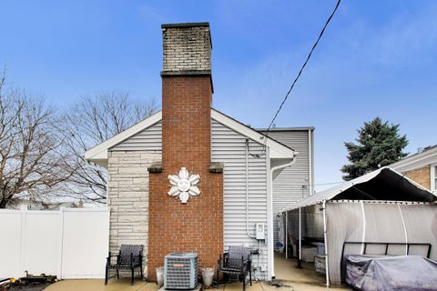 Tiny photo for 3801 N Osceola Avenue, Chicago, IL 60634 (MLS # 12586471)