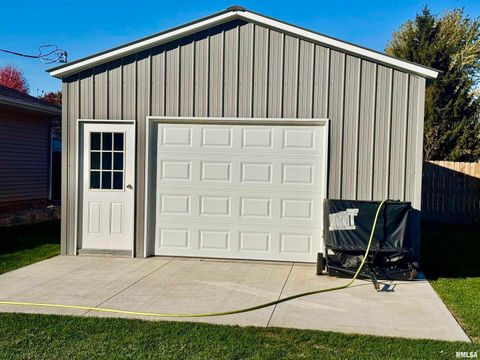 Tiny photo for 3015 118TH Avenue W, Milan, IL 61264 (MLS # QC4269137)