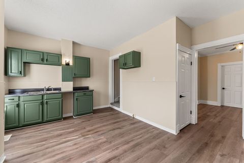 Tiny photo for 1819 W 6th Street, Davenport, IA 52802 (MLS # 12606678)