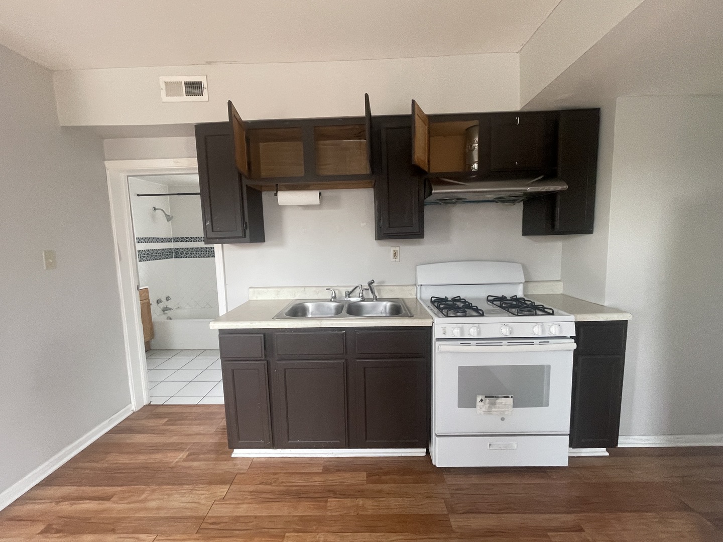 3524 S Emerald Avenue