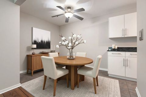 Tiny photo for 21W581 North Avenue #71, Lombard, IL 60148 (MLS # 12479624)