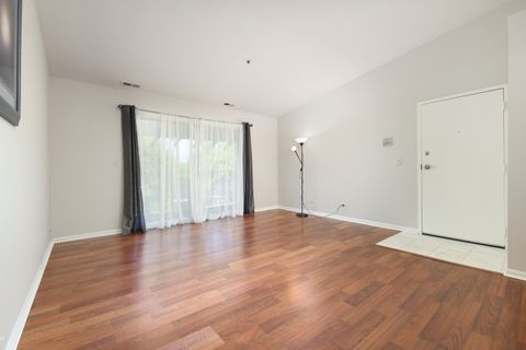 Tiny photo for 21W581 North Avenue #71, Lombard, IL 60148 (MLS # 12479624)