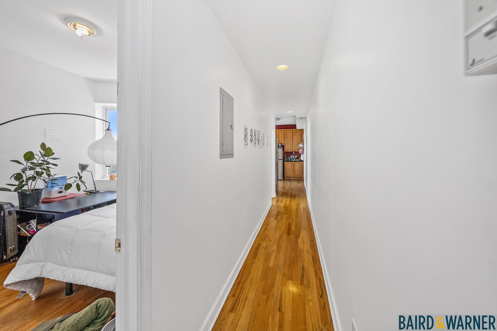 2809 W WASHINGTON Boulevard 103