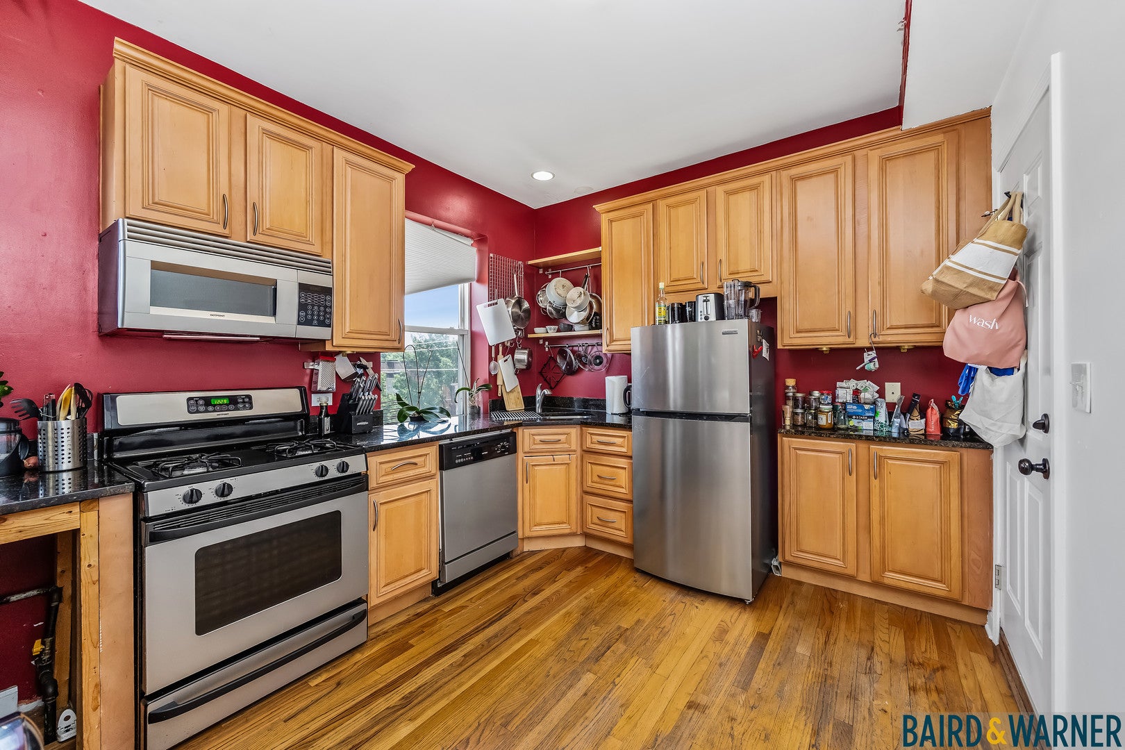 2809 W WASHINGTON Boulevard 103