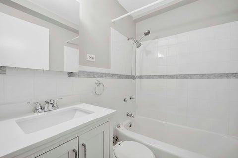 Tiny photo for 6030 N Sheridan Road #1307, Chicago, IL 60660 (MLS # 12652569)