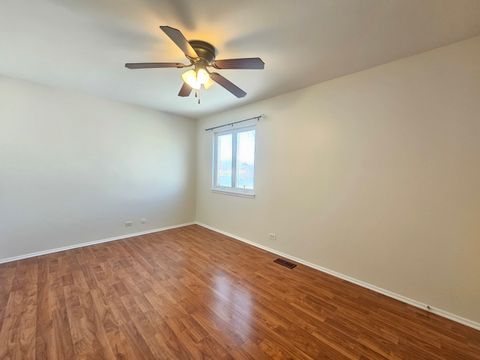 Tiny photo for 726 E Old Willow Road #104C, Prospect Heights, IL 60070 (MLS # 12551606)