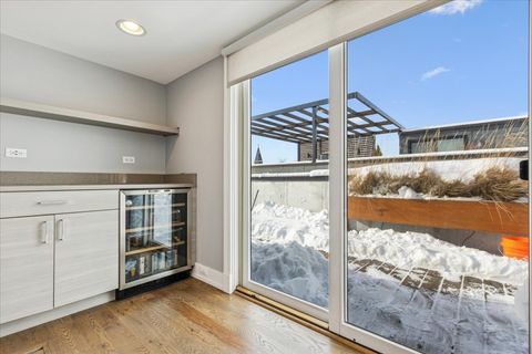 Tiny photo for 2866 W Lyndale Street #2, Chicago, IL 60647 (MLS # 12530682)