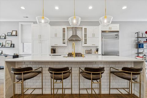 Tiny photo for 2866 W Lyndale Street #2, Chicago, IL 60647 (MLS # 12530682)