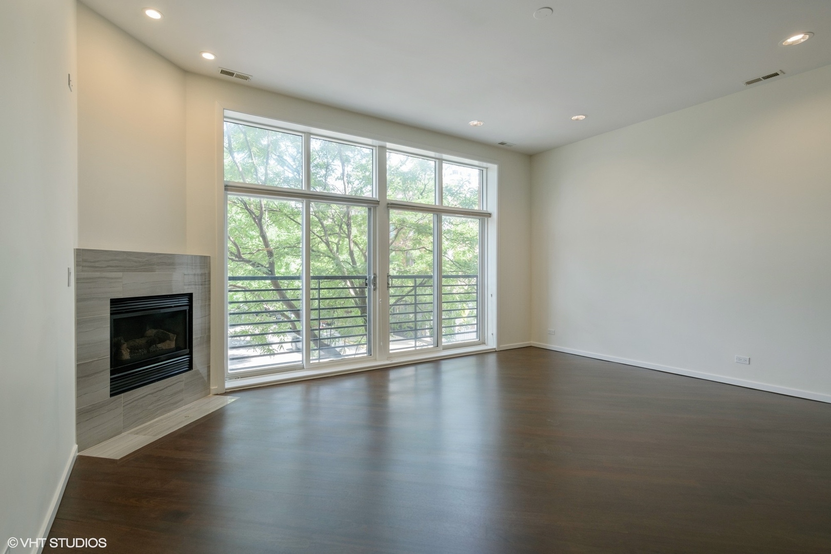 1872 N Damen Avenue 2N