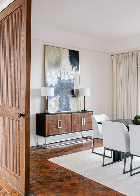 Tiny photo for 240 Shore Acres Circle, Lake Bluff, IL 60044 (MLS # 12580322)