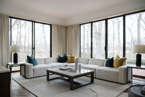 Tiny photo for 240 Shore Acres Circle, Lake Bluff, IL 60044 (MLS # 12580322)