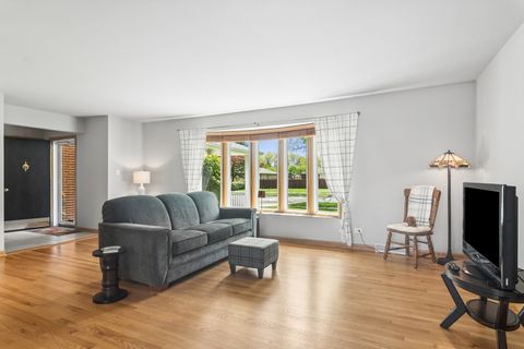 Tiny photo for Mount Prospect, IL 60056 (MLS # 12626253)
