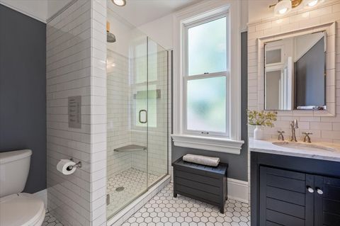 Tiny photo for 305 N Ridgeland Avenue, Oak Park, IL 60302 (MLS # 12596271)