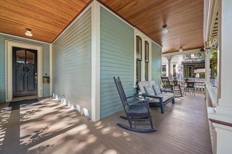 Tiny photo for 305 N Ridgeland Avenue, Oak Park, IL 60302 (MLS # 12596271)