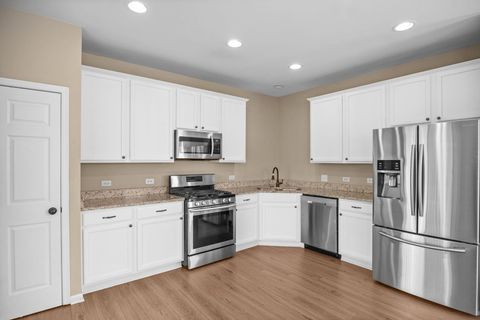 Tiny photo for 70 Regent Drive, Gilberts, IL 60136 (MLS # 12628748)