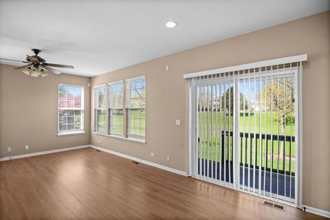 Tiny photo for 70 Regent Drive, Gilberts, IL 60136 (MLS # 12628748)