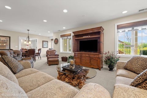 Tiny photo for 1013 Ridgeview Drive, Inverness, IL 60010 (MLS # 12736219)
