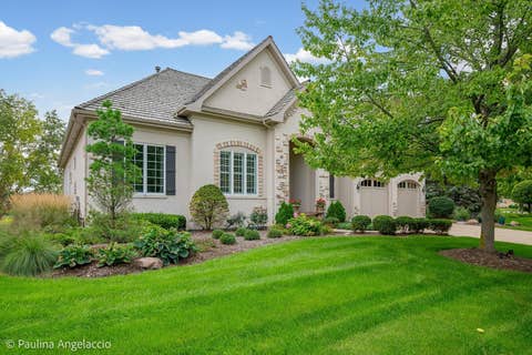 Photo of 1013 Ridgeview Drive, Inverness, IL 60010 (MLS # 12736219)