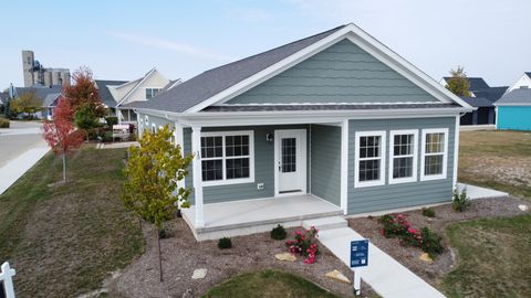 Photo of 13 Starboard Street, Ottawa, IL 61350 (MLS # 12121256) Photo of 13 Starboard Street, Ottawa, IL 61350 (MLS # 12121256)