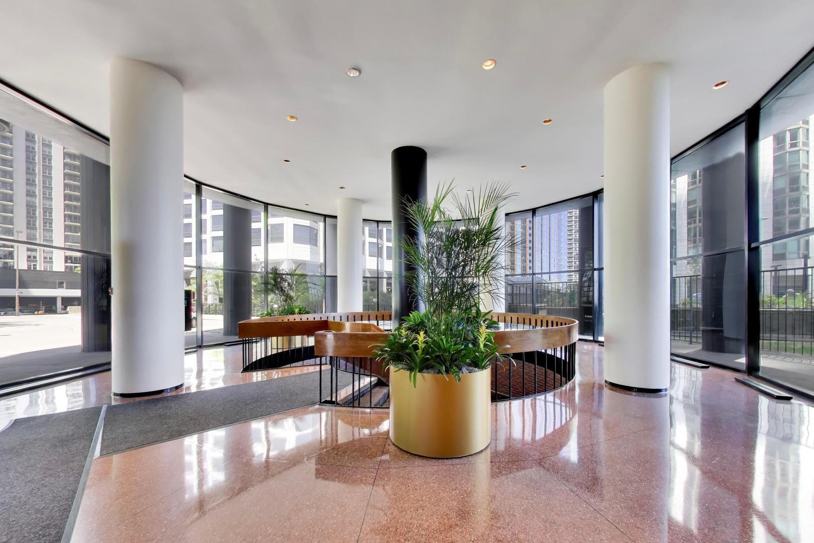 155 N HARBOR Drive 2007