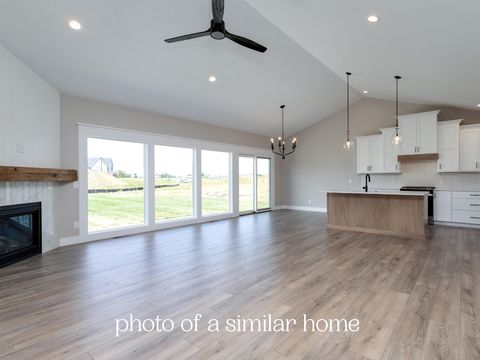 Tiny photo for 7001 Black Oak Drive, Bettendorf, IA 52722 (MLS # 12593098)