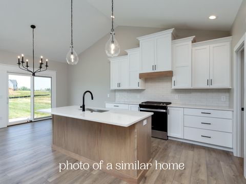 Tiny photo for 7001 Black Oak Drive, Bettendorf, IA 52722 (MLS # 12593098)