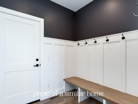 Tiny photo for 7001 Black Oak Drive, Bettendorf, IA 52722 (MLS # 12593098)