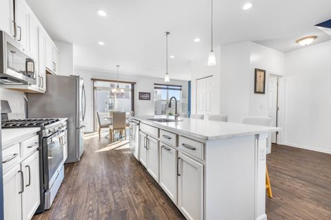 Tiny photo for 4213 Calder Lane, Aurora, IL 60504 (MLS # 12598469)